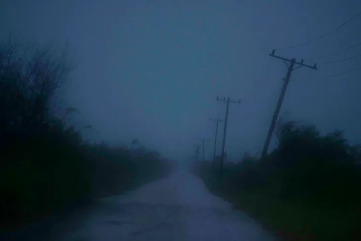 Bão Ida đổ bộ vào bang Louisiana, nguy cơ xảy ra lũ quét và ngập lụt nghiêm trọng - Ảnh 2. Bão Ida đổ bộ vào bang Louisiana, nguy cơ xảy ra lũ quét và ngập lụt nghiêm trọng - Ảnh 2.
