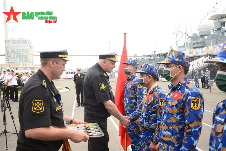 Bế mạc môn thi “Cúp biển”, Bộ đội Hải quân Việt Nam thắng lớn tại Army Games 2021 - Ảnh 2. Bế mạc môn thi “Cúp biển”, Bộ đội Hải quân Việt Nam thắng lớn tại Army Games 2021 - Ảnh 2.