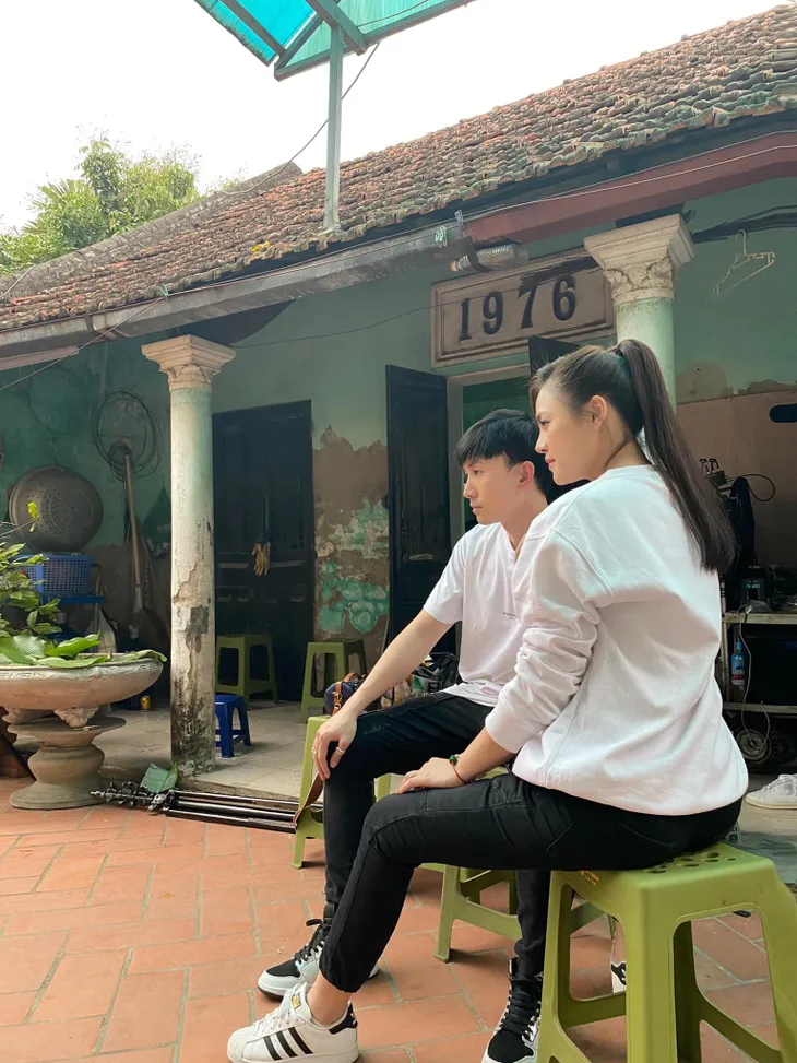 Diễn viên Việt tuần qua: Nhan sắc bà xã Hồng Đăng gây chú ý, Phương Oanh lên đồ cực sang chảnh cho Nam - Ảnh 18. Diễn viên Việt tuần qua: Nhan sắc bà xã Hồng Đăng gây chú ý, Phương Oanh lên đồ cực sang chảnh cho Nam - Ảnh 18.