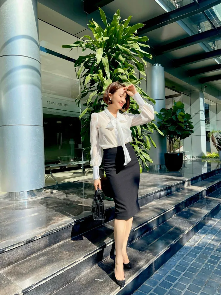 Diễn viên Việt tuần qua: Nhan sắc bà xã Hồng Đăng gây chú ý, Phương Oanh lên đồ cực sang chảnh cho Nam - Ảnh 1. Diễn viên Việt tuần qua: Nhan sắc bà xã Hồng Đăng gây chú ý, Phương Oanh lên đồ cực sang chảnh cho Nam - Ảnh 1.