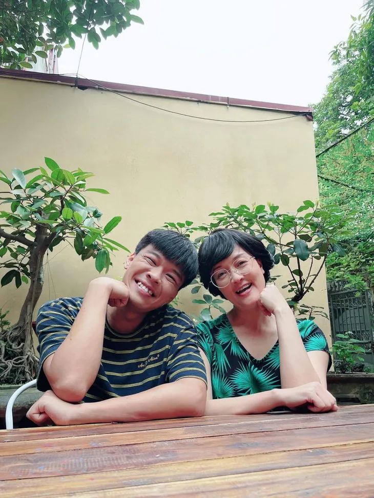 Diễn viên Việt tuần qua: Nhan sắc bà xã Hồng Đăng gây chú ý, Phương Oanh lên đồ cực sang chảnh cho Nam - Ảnh 9. Diễn viên Việt tuần qua: Nhan sắc bà xã Hồng Đăng gây chú ý, Phương Oanh lên đồ cực sang chảnh cho Nam - Ảnh 9.