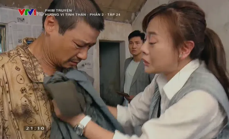 Hương vị tình thân phần 2 - Tập 24: Không dám nhận con, ông Sinh đi trả thù kẻ hãm hại mình 20 năm tù oan - Ảnh 4. Hương vị tình thân phần 2 - Tập 24: Không dám nhận con, ông Sinh đi trả thù kẻ hãm hại mình 20 năm tù oan - Ảnh 4.