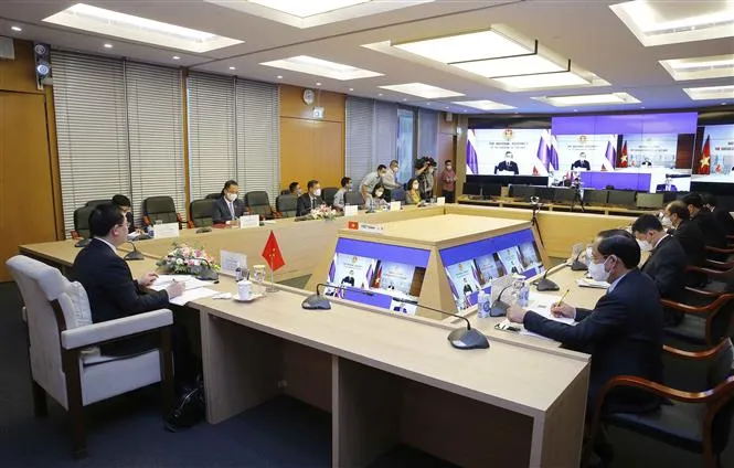 Việt Nam mong muốn thúc đẩy hơn nữa quan hệ Đối tác chiến lược tăng cường với Thái Lan - Ảnh 3. Việt Nam mong muốn thúc đẩy hơn nữa quan hệ Đối tác chiến lược tăng cường với Thái Lan - Ảnh 3.