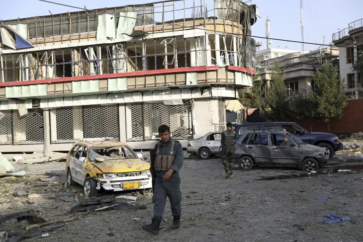 Tấn công nhằm vào quyền Bộ trưởng Bộ Quốc phòng Afghanistan, nhiều người thương vong - Ảnh 7. Tấn công nhằm vào quyền Bộ trưởng Bộ Quốc phòng Afghanistan, nhiều người thương vong - Ảnh 7.