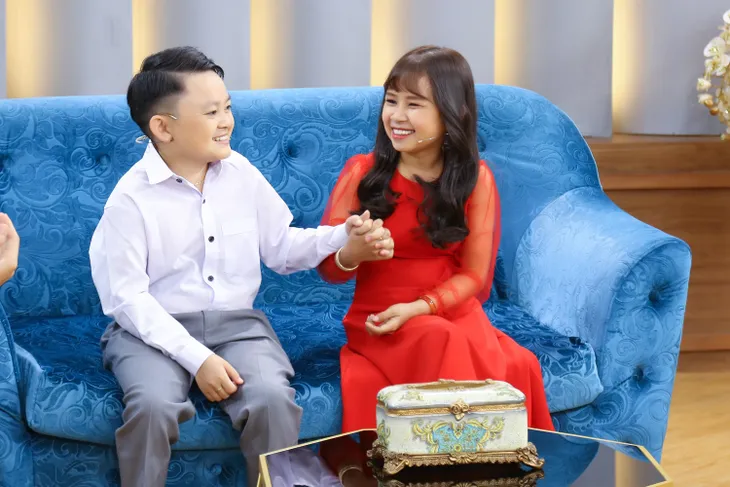Hạnh phúc của đôi vợ chồng tí hon nên duyên từ mạng xã hội - Ảnh 2. Hạnh phúc của đôi vợ chồng tí hon nên duyên từ mạng xã hội - Ảnh 2.