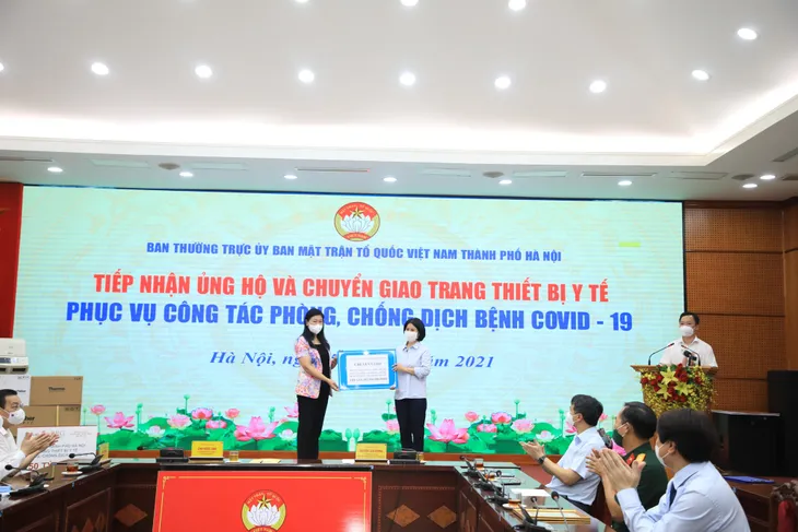 Hà Nội: Thêm 104 tỷ hỗ trợ công tác phòng chống dịch COVID-19 - Ảnh 1. Hà Nội: Thêm 104 tỷ hỗ trợ công tác phòng chống dịch COVID-19 - Ảnh 1.
