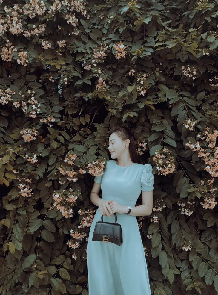 Hương vị tình thân: Nam lộ nhẫn cưới, khoe nhan sắc khó mỹ nhân nào vượt qua - Ảnh 4. Hương vị tình thân: Nam lộ nhẫn cưới, khoe nhan sắc khó mỹ nhân nào vượt qua - Ảnh 4.