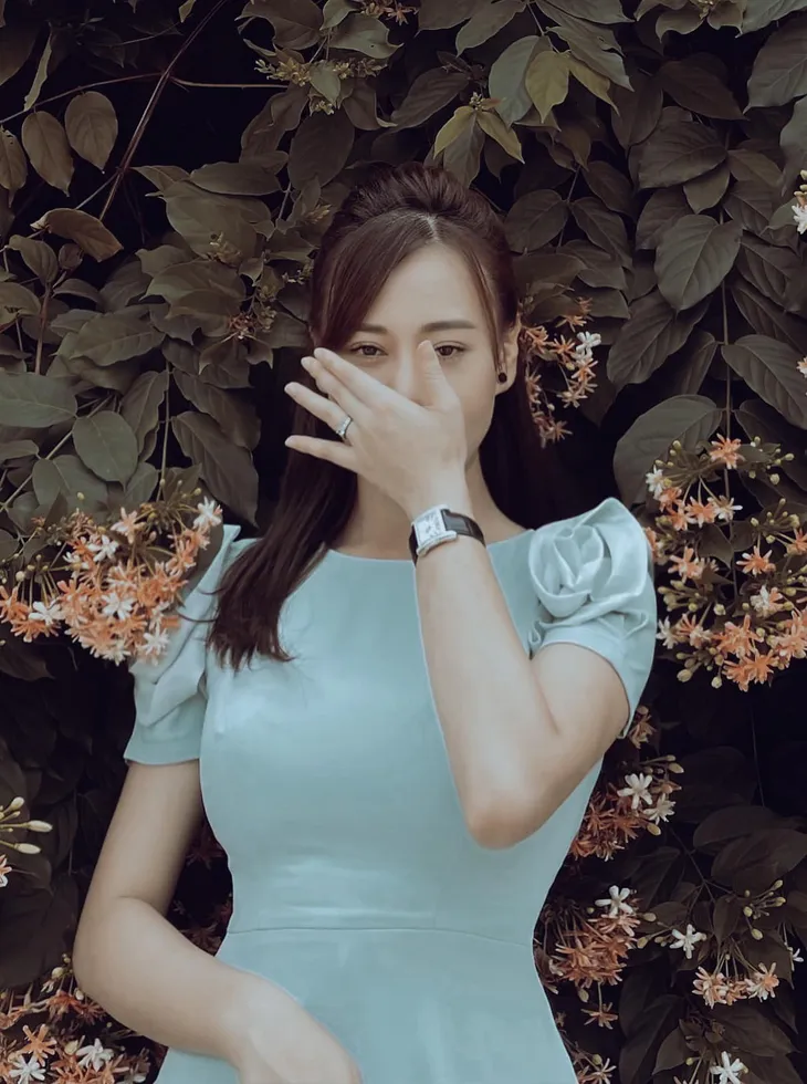 Hương vị tình thân: Nam lộ nhẫn cưới, khoe nhan sắc khó mỹ nhân nào vượt qua - Ảnh 2. Hương vị tình thân: Nam lộ nhẫn cưới, khoe nhan sắc khó mỹ nhân nào vượt qua - Ảnh 2.
