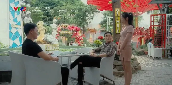 Thương con cá rô đồng - Tập 29: Mạnh phải lòng Thương, Nhung đánh vỡ đầu Hải đen vì Đạo - Ảnh 8. Thương con cá rô đồng - Tập 29: Mạnh phải lòng Thương, Nhung đánh vỡ đầu Hải đen vì Đạo - Ảnh 8.
