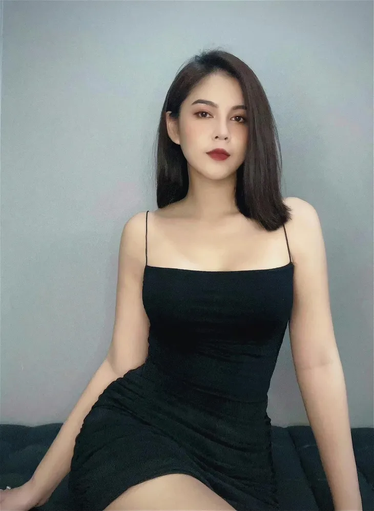 Diễn viên Việt tuần qua: Khả Ngân bị tổn thương, Thu Hoài diện đồ sexy rồi chỉ ở nhà - Ảnh 9. Diễn viên Việt tuần qua: Khả Ngân bị tổn thương, Thu Hoài diện đồ sexy rồi chỉ ở nhà - Ảnh 9.