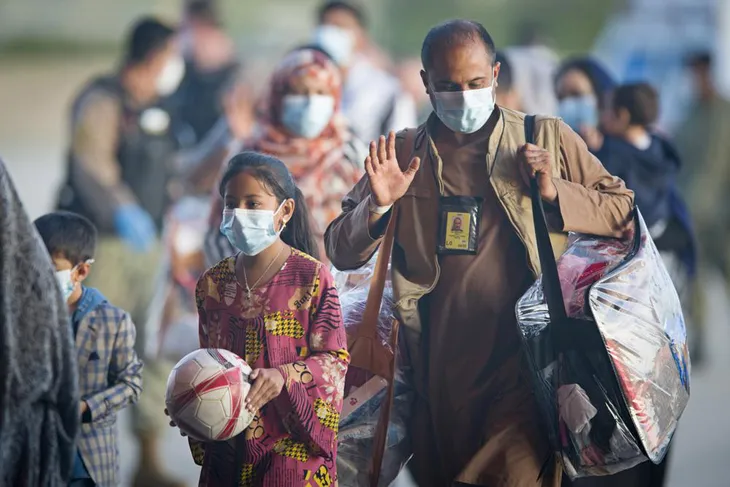 EU nỗ lực ngăn chặn cuộc khủng hoảng di cư mới từ Afghanistan - Ảnh 1. EU nỗ lực ngăn chặn cuộc khủng hoảng di cư mới từ Afghanistan - Ảnh 1.