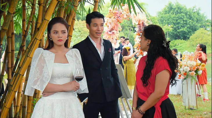 Hương vị tình thân phần 2 - Tập 26: Nam - Long đám cưới, nhiều kẻ bằng mặt không bằng lòng - Ảnh 7. Hương vị tình thân phần 2 - Tập 26: Nam - Long đám cưới, nhiều kẻ bằng mặt không bằng lòng - Ảnh 7.