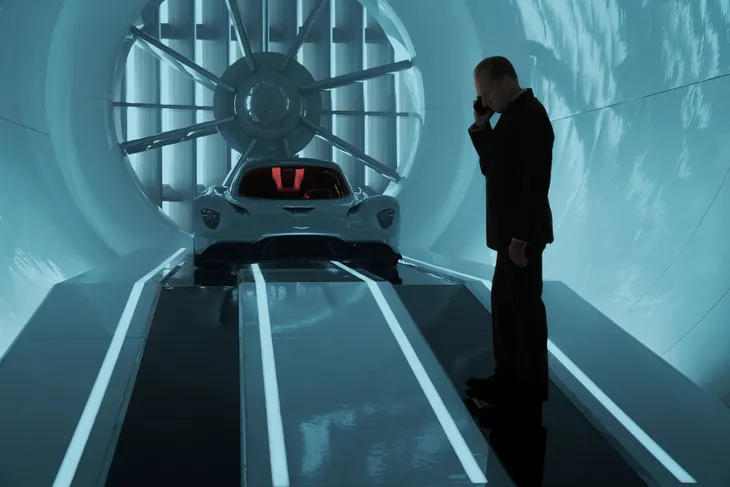 No Time To Die tung trailer hé lộ pha hành động không tưởng của Daniel Craig - Ảnh 3. No Time To Die tung trailer hé lộ pha hành động không tưởng của Daniel Craig - Ảnh 3.
