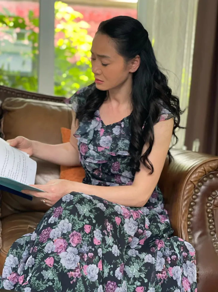 Quách Thu Phương - mẹ chồng sành điệu nhất trên màn ảnh - Ảnh 9. Quách Thu Phương - mẹ chồng sành điệu nhất trên màn ảnh - Ảnh 9.