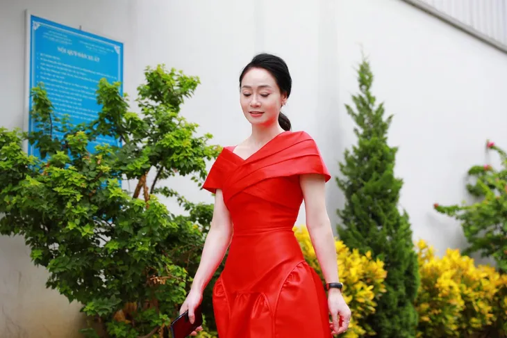 Quách Thu Phương - mẹ chồng sành điệu nhất trên màn ảnh - Ảnh 4. Quách Thu Phương - mẹ chồng sành điệu nhất trên màn ảnh - Ảnh 4.