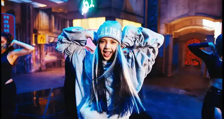 Lisa (BLACKPINK) chính thức tung MV solo: Đầu tư khủng, trên cả kì vọng - Ảnh 1. Lisa (BLACKPINK) chính thức tung MV solo: Đầu tư khủng, trên cả kì vọng - Ảnh 1.