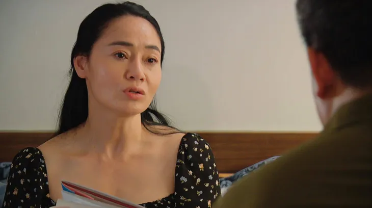 Hương vị tình thân phần 2 - Tập 32: Mẹ chồng dính phốt lừa đảo từ thiện, Nam cứu nguy lập công lớn? - Ảnh 2. Hương vị tình thân phần 2 - Tập 32: Mẹ chồng dính phốt lừa đảo từ thiện, Nam cứu nguy lập công lớn? - Ảnh 2.