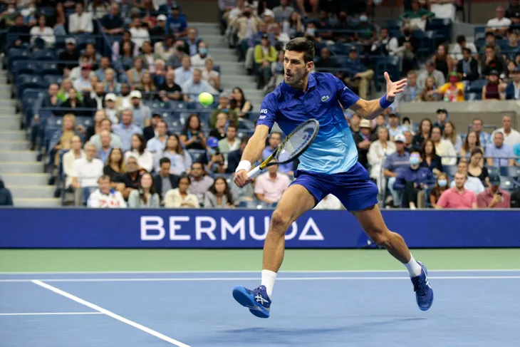 Djokovic đánh bại Zverev để tiến vào chung kết Mỹ mở rộng 2021 - Ảnh 2. Djokovic đánh bại Zverev để tiến vào chung kết Mỹ mở rộng 2021 - Ảnh 2.