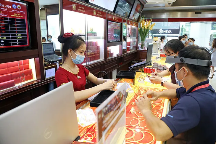 Giá vàng có thể giảm tiếp trong thời gian tới - Ảnh 1. Giá vàng có thể giảm tiếp trong thời gian tới - Ảnh 1.