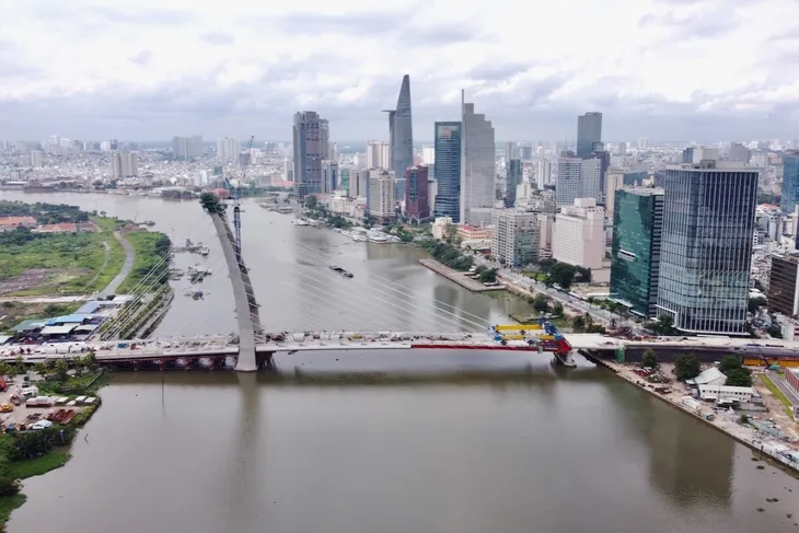 3 giai đoạn phục hồi kinh tế của TP Hồ Chí Minh - Ảnh 2.