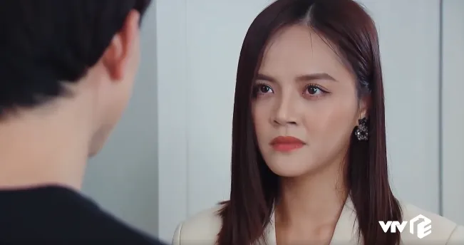 Hương vị tình thân phần 2 - Tập 34: Bị nói sống không có tình cảm, Thy trừng mắt đáng sợ nhìn chồng - Ảnh 3. Hương vị tình thân phần 2 - Tập 34: Bị nói sống không có tình cảm, Thy trừng mắt đáng sợ nhìn chồng - Ảnh 3.