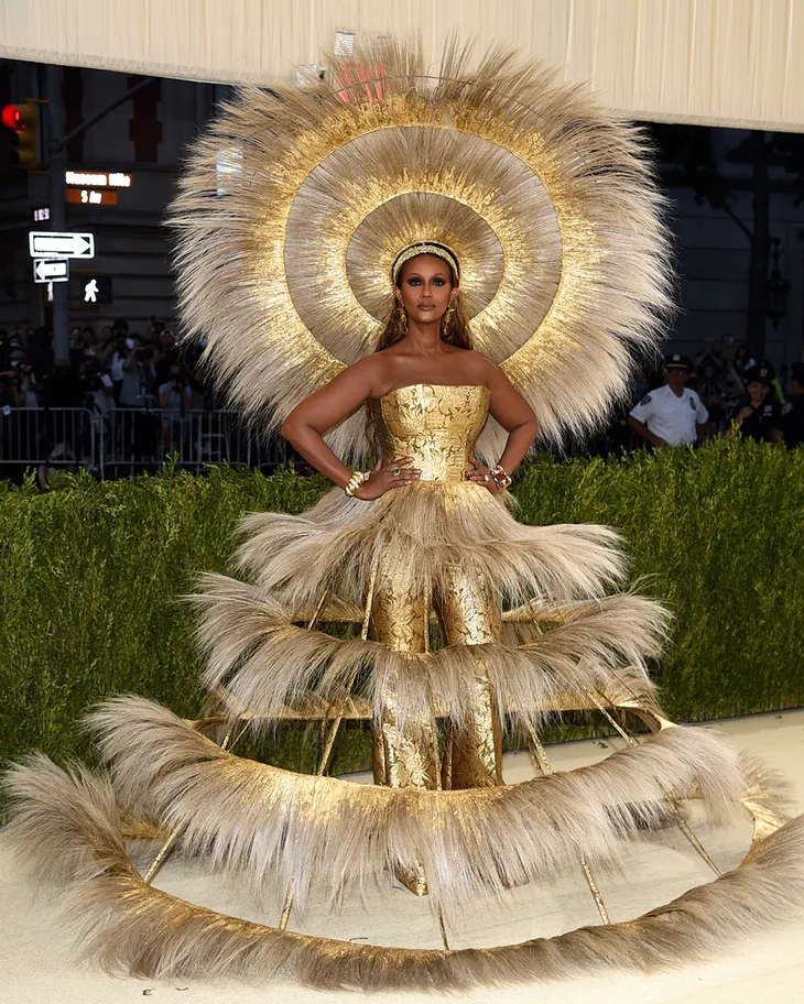 Met Gala trở lại rực rỡ - Ảnh 13. Met Gala trở lại rực rỡ - Ảnh 13.