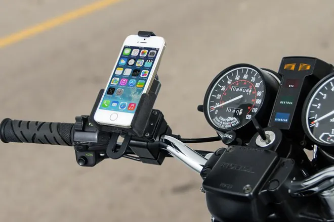 Bỏ ngay thói quen tai hại này nếu không muốn làm hỏng iPhone - Ảnh 1. Bỏ ngay thói quen tai hại này nếu không muốn làm hỏng iPhone - Ảnh 1.