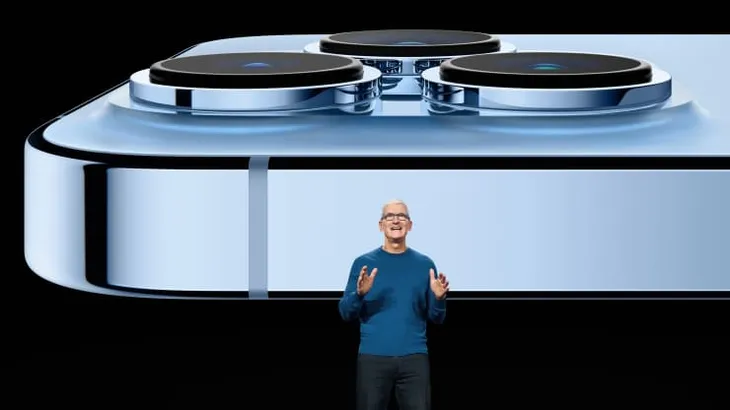iPhone 13: Nhàm chán nhưng vẫn đắt hàng? - Ảnh 1. iPhone 13: Nhàm chán nhưng vẫn đắt hàng? - Ảnh 1.