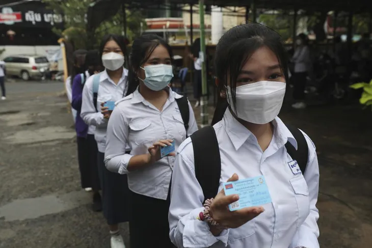 Các nước châu Á tăng tốc tiêm vaccine, dịch COVID-19 không thể kết thúc trong vòng 6 tháng tới - Ảnh 2. Các nước châu Á tăng tốc tiêm vaccine, dịch COVID-19 không thể kết thúc trong vòng 6 tháng tới - Ảnh 2.