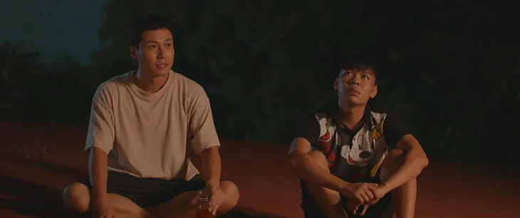 11 tháng 5 ngày - Tập 22: Nhảy xuống hồ cứu Nhi, Đăng lại thành trò cười cho cô nàng? - Ảnh 11. 11 tháng 5 ngày - Tập 22: Nhảy xuống hồ cứu Nhi, Đăng lại thành trò cười cho cô nàng? - Ảnh 11.