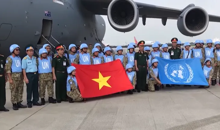 Dàn trai xinh gái đẹp Cục giữ gìn hòa bình Việt Nam tại Chúng tôi chiến sĩ - Ảnh 1. Dàn trai xinh gái đẹp Cục giữ gìn hòa bình Việt Nam tại Chúng tôi chiến sĩ - Ảnh 1.