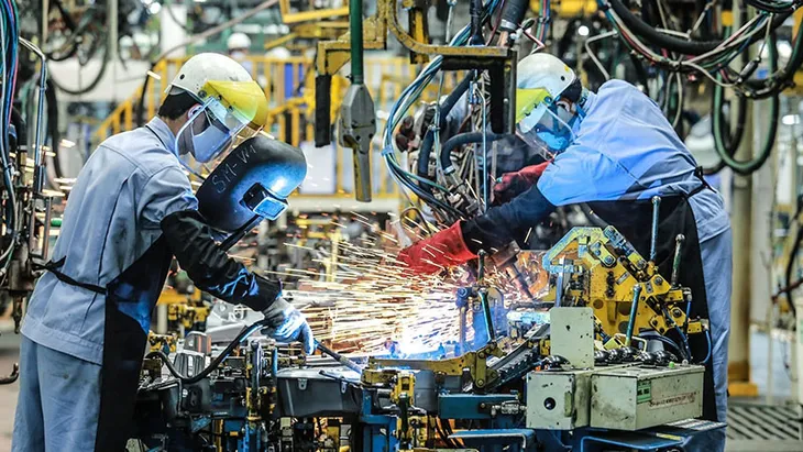 Kinh tế Việt Nam dự báo phục hồi mạnh mẽ từ cuối quý III - Ảnh 1. Kinh tế Việt Nam dự báo phục hồi mạnh mẽ từ cuối quý III - Ảnh 1.