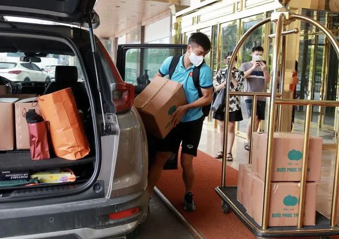 Cầu thủ ĐT Việt Nam hội quân, sẵn sàng cho trận gặp ĐT Trung Quốc - Ảnh 3. Cầu thủ ĐT Việt Nam hội quân, sẵn sàng cho trận gặp ĐT Trung Quốc - Ảnh 3.