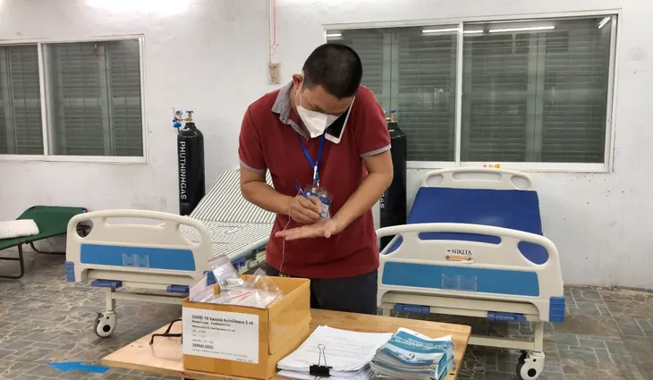 Trạm y tế lưu động cần đánh giá, phân loại tốt F0 để chăm sóc - Ảnh 1. Trạm y tế lưu động cần đánh giá, phân loại tốt F0 để chăm sóc - Ảnh 1.