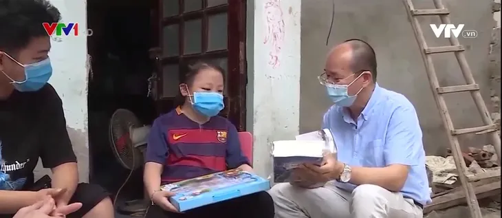 Lan toả tình yêu thương trong mùa dịch - Ảnh 1. Lan toả tình yêu thương trong mùa dịch - Ảnh 1.