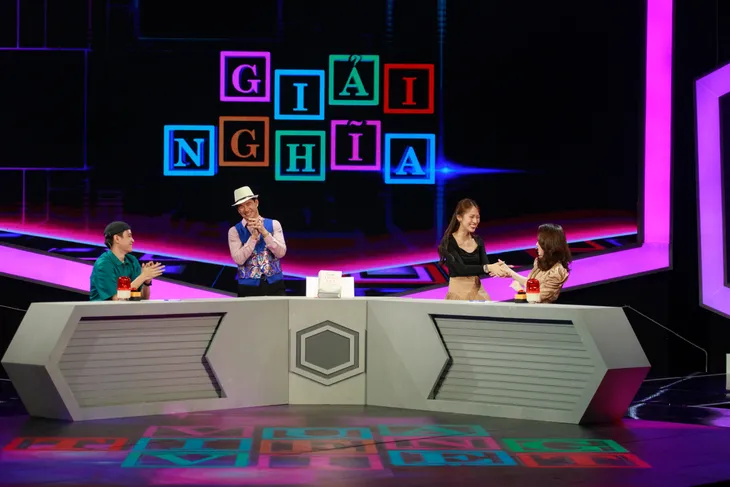 Vua tiếng Việt - Số 2: Chờ đợi cuộc đua của những người chơi ngang tài ngang sức - Ảnh 3. Vua tiếng Việt - Số 2: Chờ đợi cuộc đua của những người chơi ngang tài ngang sức - Ảnh 3.