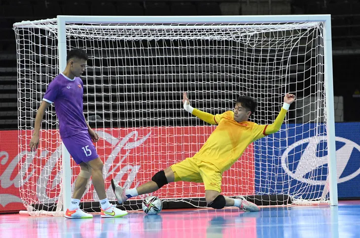 ĐT futsal Việt Nam quyết giành tấm vé đi tiếp tại FIFA Futsal World Cup Lithuania 2021™ - Ảnh 2. ĐT futsal Việt Nam quyết giành tấm vé đi tiếp tại FIFA Futsal World Cup Lithuania 2021™ - Ảnh 2.