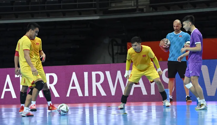 ĐT futsal Việt Nam quyết giành tấm vé đi tiếp tại FIFA Futsal World Cup Lithuania 2021™ - Ảnh 3. ĐT futsal Việt Nam quyết giành tấm vé đi tiếp tại FIFA Futsal World Cup Lithuania 2021™ - Ảnh 3.