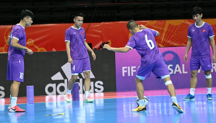 ĐT futsal Việt Nam quyết giành tấm vé đi tiếp tại FIFA Futsal World Cup Lithuania 2021™ - Ảnh 4. ĐT futsal Việt Nam quyết giành tấm vé đi tiếp tại FIFA Futsal World Cup Lithuania 2021™ - Ảnh 4.