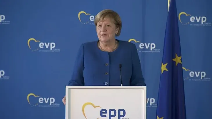 Sự kết thúc của kỷ nguyên Merkel - Ảnh 1. Sự kết thúc của kỷ nguyên Merkel - Ảnh 1.