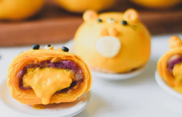 Thị trường bánh Trung thu ế ẩm chưa từng thấy dù nhiều mẫu bánh độc lạ ra lò - Ảnh 11. Thị trường bánh Trung thu ế ẩm chưa từng thấy dù nhiều mẫu bánh độc lạ ra lò - Ảnh 11.