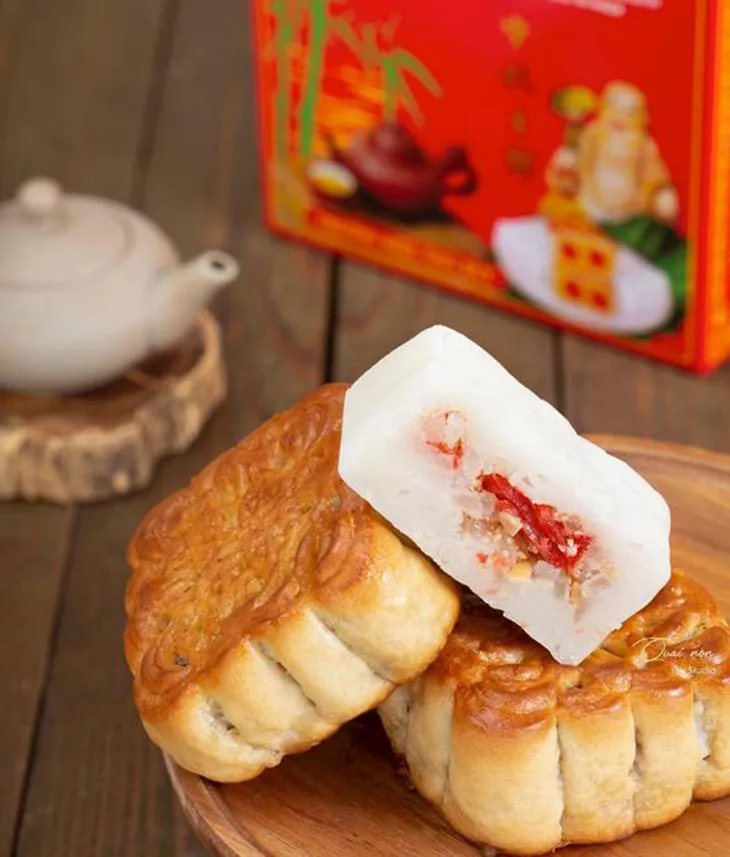 Thị trường bánh Trung thu ế ẩm chưa từng thấy dù nhiều mẫu bánh độc lạ ra lò - Ảnh 6. Thị trường bánh Trung thu ế ẩm chưa từng thấy dù nhiều mẫu bánh độc lạ ra lò - Ảnh 6.