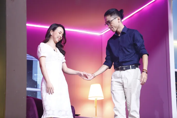 Hãy yêu nhau đi: Chàng trai không chấp nhận yêu xa gặp cô gái yếu đuối nhưng ngọt ngào - Ảnh 4. Hãy yêu nhau đi: Chàng trai không chấp nhận yêu xa gặp cô gái yếu đuối nhưng ngọt ngào - Ảnh 4.