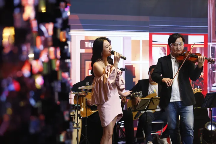 Hãy yêu nhau đi: Chàng trai không chấp nhận yêu xa gặp cô gái yếu đuối nhưng ngọt ngào - Ảnh 10. Hãy yêu nhau đi: Chàng trai không chấp nhận yêu xa gặp cô gái yếu đuối nhưng ngọt ngào - Ảnh 10.