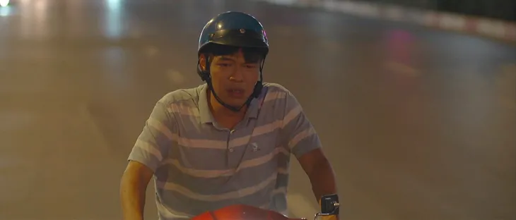 11 tháng 5 ngày: Thương Long đần 3 lần rơi nước mắt vì tình - Ảnh 5. 11 tháng 5 ngày: Thương Long đần 3 lần rơi nước mắt vì tình - Ảnh 5.