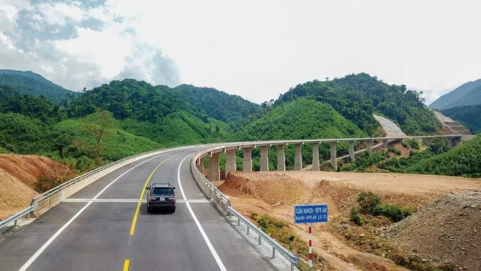 Thủ tướng phê duyệt quy hoạch đường bộ, đến năm 2030 có hơn 5.000 km cao tốc - Ảnh 1. Thủ tướng phê duyệt quy hoạch đường bộ, đến năm 2030 có hơn 5.000 km cao tốc - Ảnh 1.