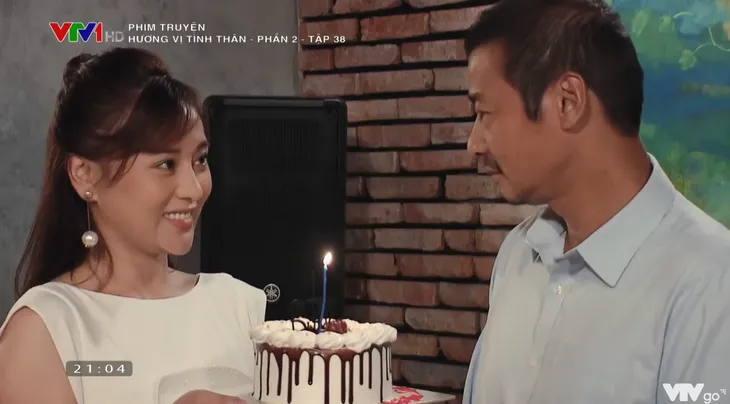 Hương vị tình thân phần 2 - Tập 38: Bà Bích liên tục thả thính đòi hốt ông Sinh - Ảnh 3. Hương vị tình thân phần 2 - Tập 38: Bà Bích liên tục thả thính đòi hốt ông Sinh - Ảnh 3.