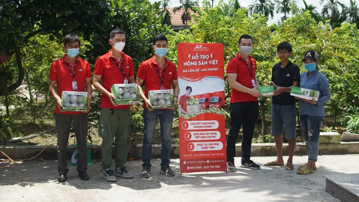 J&T Express nối dài hành trình hỗ trợ tiêu thụ nông sản Việt - Ảnh 1. J&T Express nối dài hành trình hỗ trợ tiêu thụ nông sản Việt - Ảnh 1.