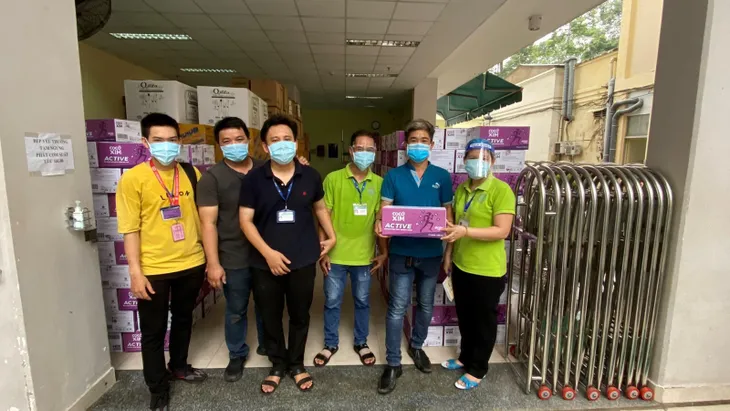 Doanh nghiệp nỗ lực ổn định vận hành - đồng hành cùng cộng đồng - Ảnh 3. Doanh nghiệp nỗ lực ổn định vận hành - đồng hành cùng cộng đồng - Ảnh 3.