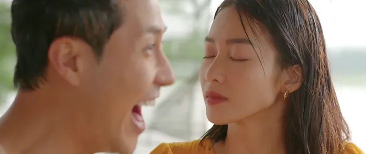 11 tháng 5 ngày: Té ngửa với tiểu thuyết ngôn tình hóa phim hài của Đăng (Thanh Sơn) và Nhi (Khả Ngân) - Ảnh 8. 11 tháng 5 ngày: Té ngửa với tiểu thuyết ngôn tình hóa phim hài của Đăng (Thanh Sơn) và Nhi (Khả Ngân) - Ảnh 8.